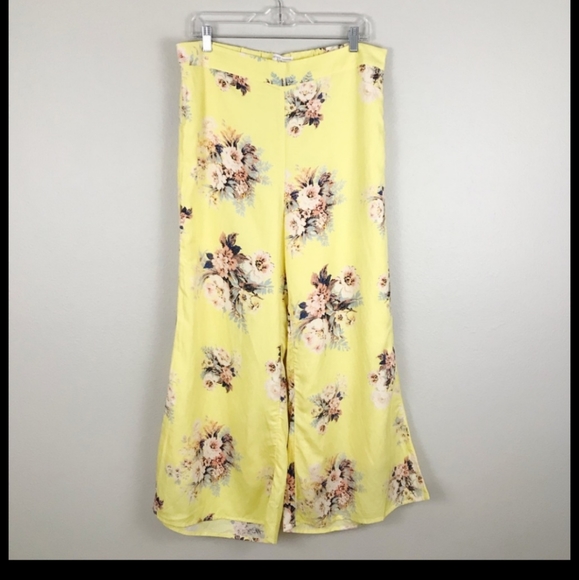 Feather Bone Talesa Floral Wide Leg Pants - Picture 6 of 8